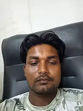 Gujju here online show from 5, 8, 2026