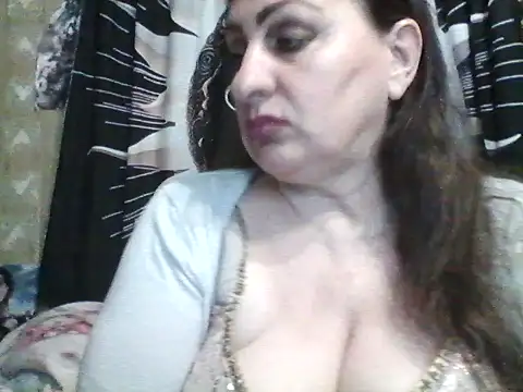 Snapshot of LoaqLovew chatting on 3, 5, 2026 LoaqLovew online show from 3, 5, 2026