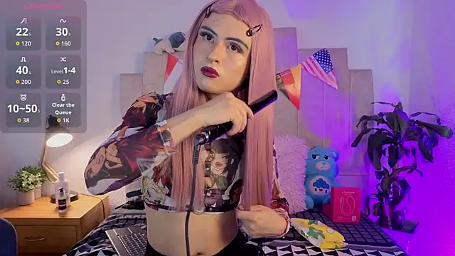 Emily hall19 online show from 13, 7, 2026