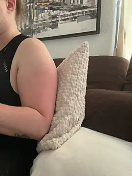 alluring eina online show from 4, 5, 2026