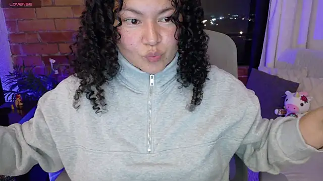 MissBronte online show from 25, 6, 2026