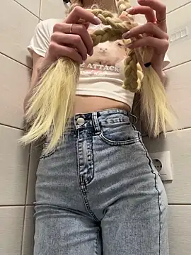 PlayMeDirtyy online show from 27, 4, 2026