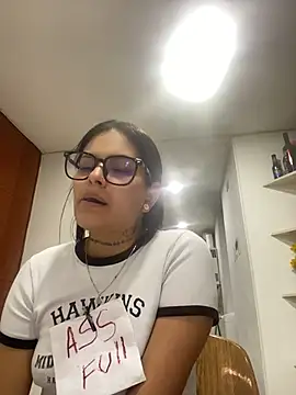 Whore Disgusting Dirty online show from 29, 4, 2026