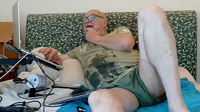 Snapshot of KinkCentral chatting on 24, 5, 2026 KinkCentral online show from 24, 5, 2026