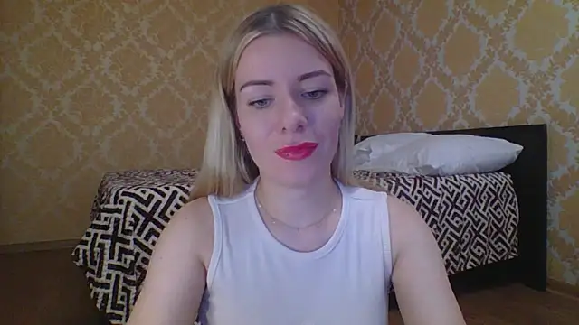 Softy Aura  online show from 23, 5, 2026