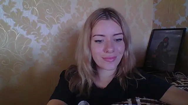 Softy Aura  online show from 26, 6, 2026