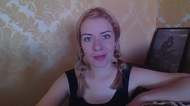 Softy Aura  online show from 1, 7, 2026