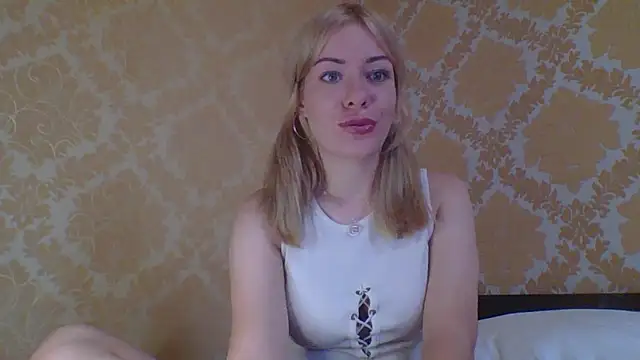 Softy Aura  online show from 9, 7, 2026