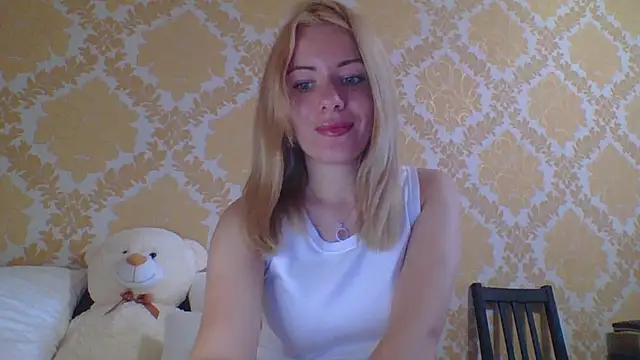 Softy Aura  online show from 29, 7, 2026