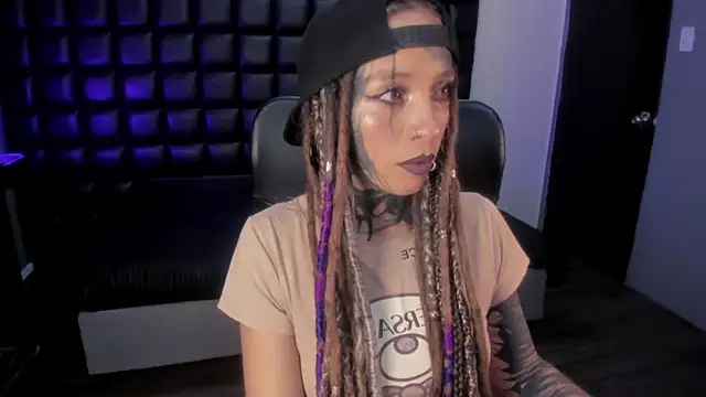 Lucy Doll8 online show from 27, 4, 2026