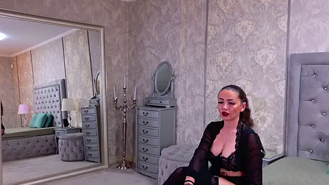 DonnaKleinn online show from 11, 5, 2026