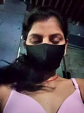 Snapshot of RUHI_1143 chatting on 30, 4, 2026 RUHI 1143 online show from 30, 4, 2026