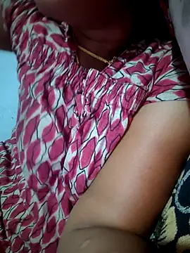 Tamil Hot HoneyBee online show from 5, 8, 2026