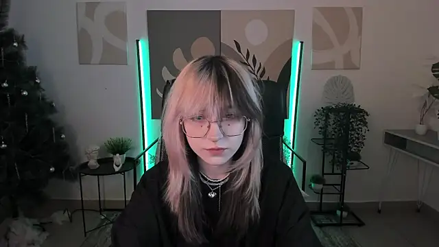NyxCalderra online show from 7, 5, 2026