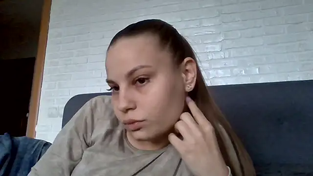 Snapshot of _Linsyy_ee_ chatting on 4, 6, 2026 Linsyy ee online show from 4, 6, 2026