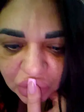 -CUTE-EVVIL- online show from 2, 5, 2026