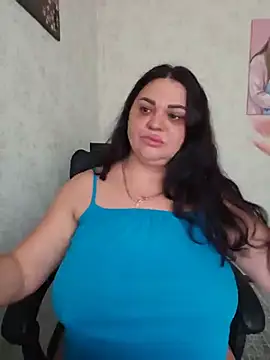 -CUTE-EVVIL- online show from 30, 5, 2026