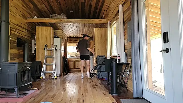 NakedCabinLife online show from 24, 4, 2026