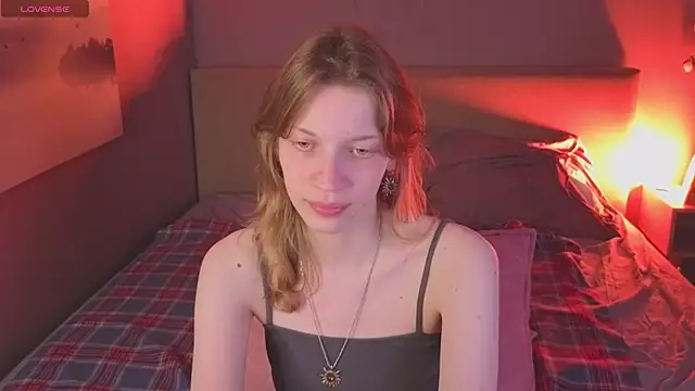 Emily Cartex online show from 25, 5, 2026