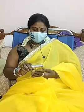 Snapshot of telugu_Geetha40 chatting on 18, 5, 2026 telugu Geetha40 online show from 18, 5, 2026