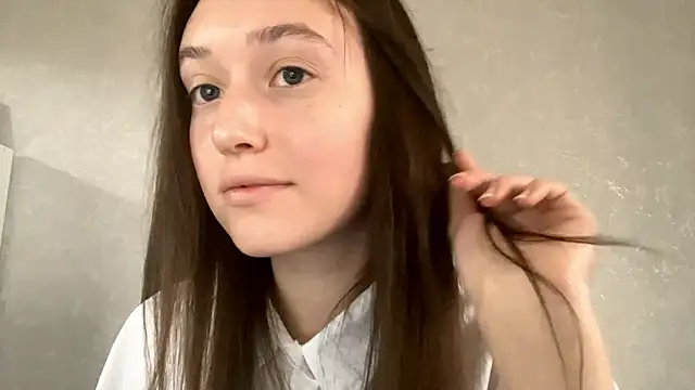 LisaSunrise online show from 28, 4, 2026