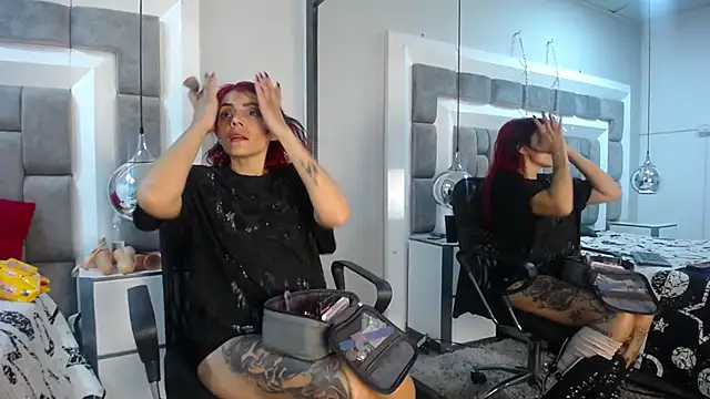 Lucie Red online show from 10, 6, 2026