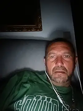 Snapshot of Frank20cmdura chatting on 23, 5, 2026 Frank20cmdura online show from 23, 5, 2026