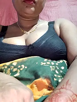 Snapshot of Gulapi_N chatting on 17, 6, 2026 Gulapi N online show from 17, 6, 2026