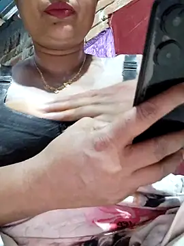 Snapshot of Gulapi_N chatting on 18, 6, 2026 Gulapi N online show from 18, 6, 2026