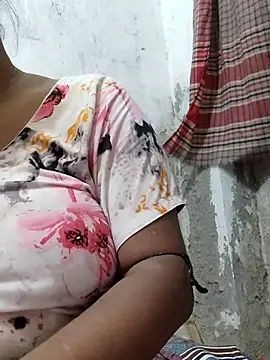 Snapshot of Gulapi_N chatting on 25, 6, 2026 Gulapi N online show from 25, 6, 2026