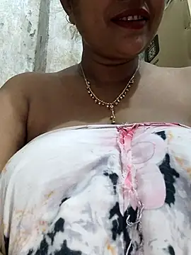 Snapshot of Gulapi_N chatting on 28, 7, 2026 Gulapi N online show from 28, 7, 2026