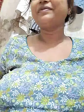 Snapshot of Gulapi_N chatting on 5, 8, 2026 Gulapi N online show from 5, 8, 2026