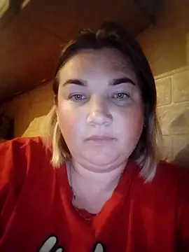 MiyaOlliver online show from 27, 4, 2026