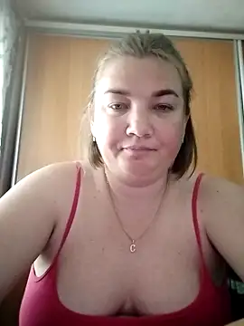MiyaOlliver online show from 11, 5, 2026