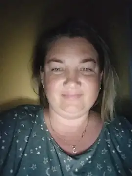 MiyaOlliver online show from 19, 6, 2026