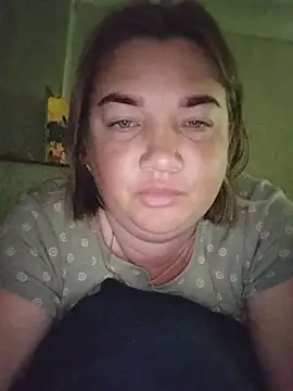 MiyaOlliver online show from 5, 7, 2026