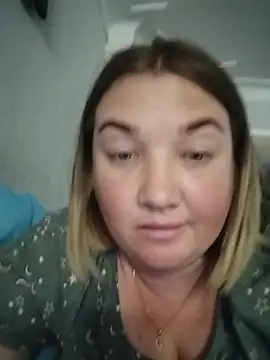 MiyaOlliver online show from 16, 7, 2026