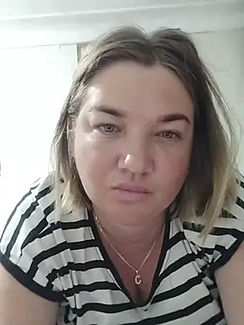 MiyaOlliver online show from 21, 7, 2026