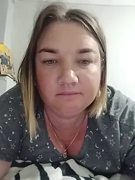 MiyaOlliver online show from 23, 7, 2026