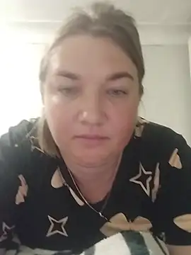 MiyaOlliver online show from 2, 8, 2026
