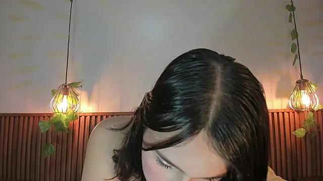 Snapshot of AmelieCooper chatting on 20, 5, 2026 AmelieCooper online show from 20, 5, 2026