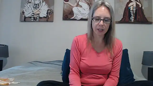 blondiesin50 online show from 7, 7, 2026