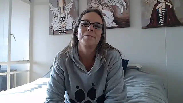 blondiesin50 online show from 14, 7, 2026