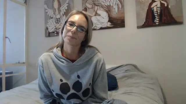 blondiesin50 online show from 14, 7, 2026