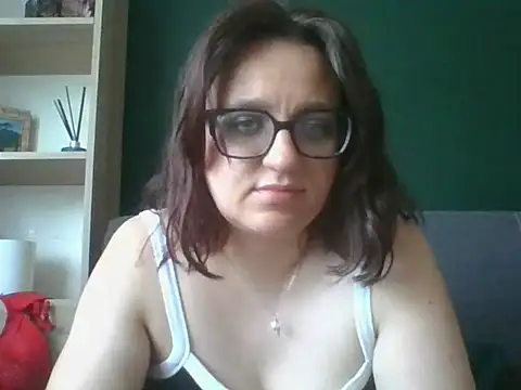 sensual paris online show from 27, 5, 2026