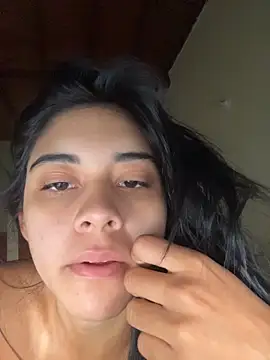 mia moonna online show from 25, 5, 2026