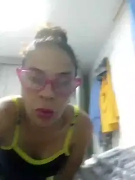 Snapshot of Ragnia_Duxx chatting on 28, 7, 2026 Ragnia Duxx online show from 28, 7, 2026