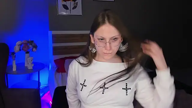 Queen Milena online show from 7, 5, 2026