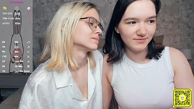 KarinStfleur online show from 2, 7, 2026