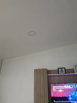 RenataPeach online show from 24, 6, 2026